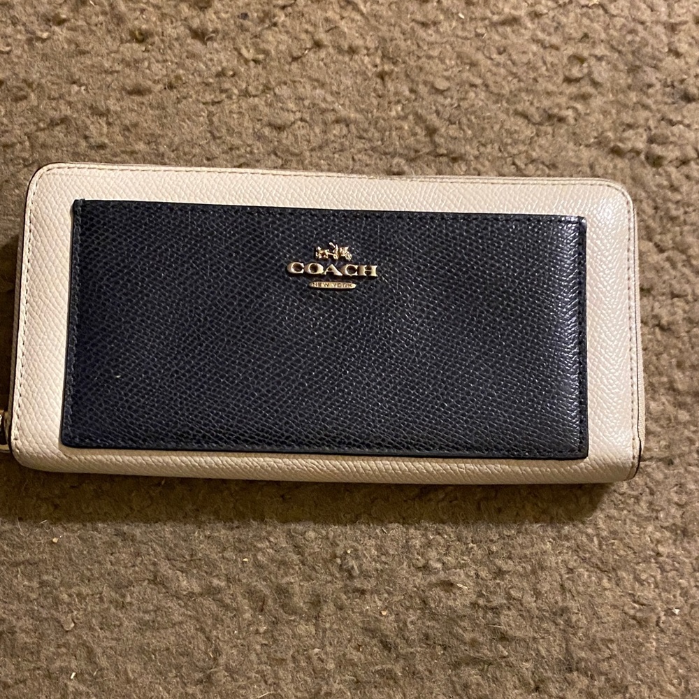 Coach Two-Tone Blue and Cream Wallet - Picture 1 of 5